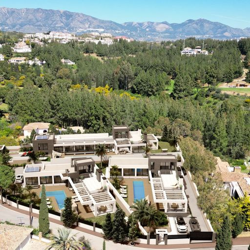 Villa for sale in Calaburra - Chaparral (Mijas)