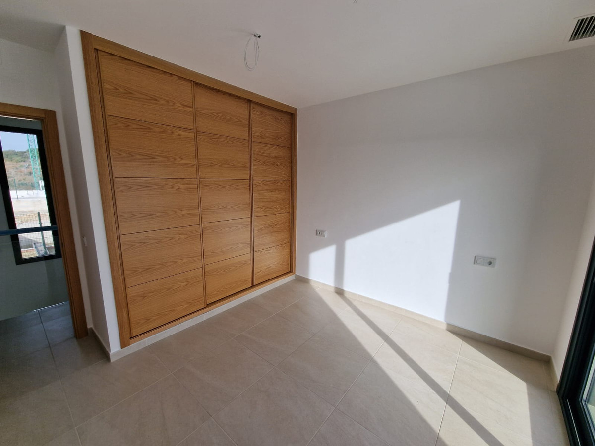 Villa for sale in Manilva