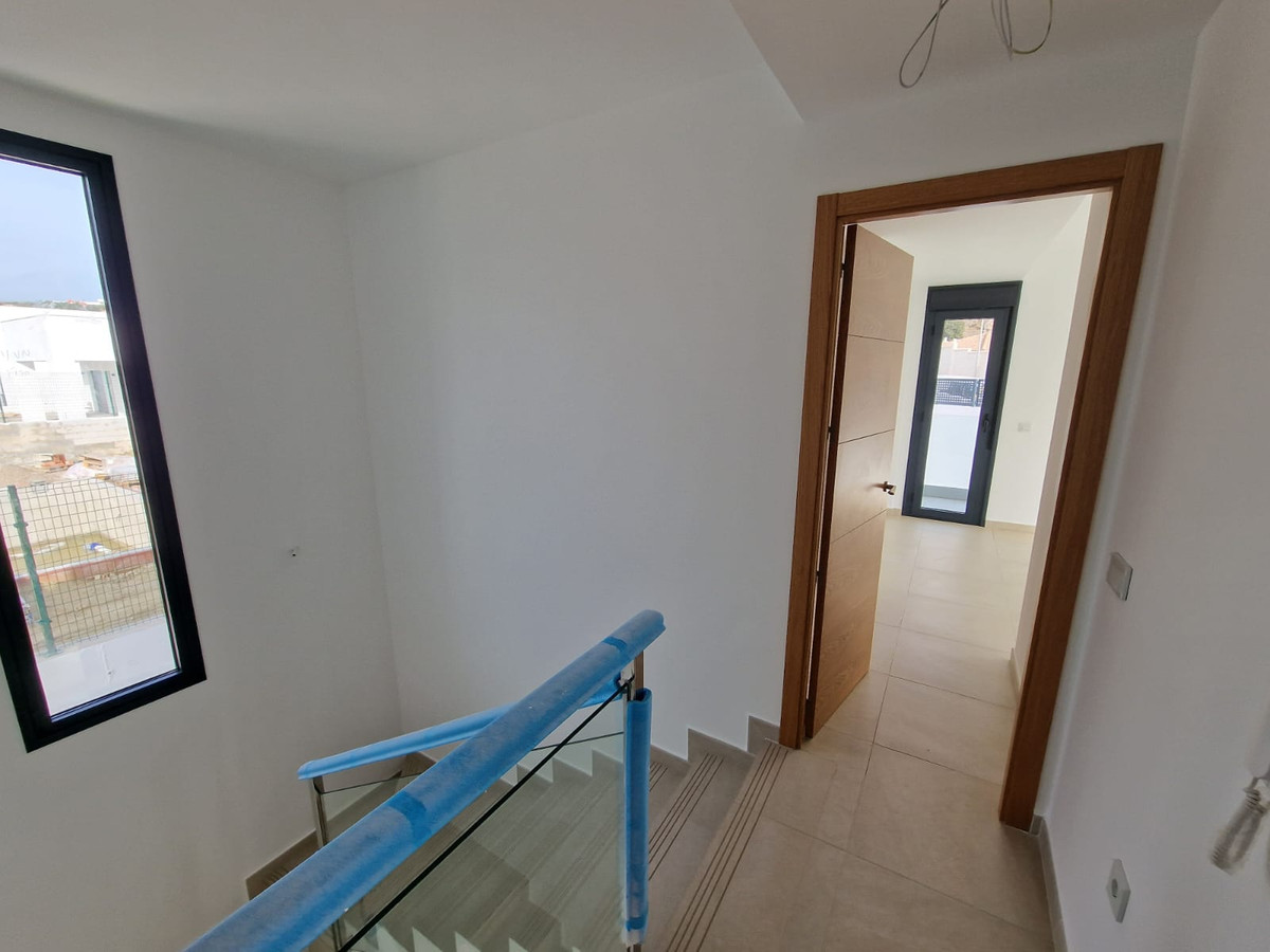 Villa for sale in Manilva