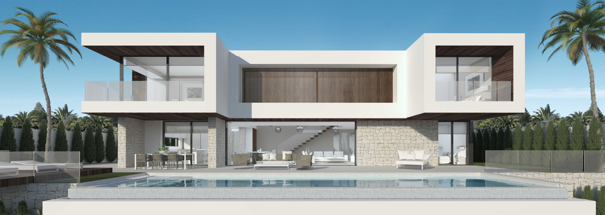 Villa for sale in Selwo (Estepona)