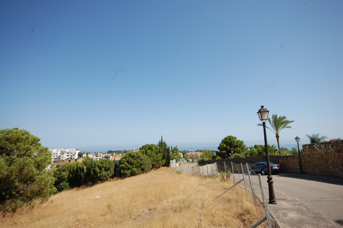 Villa for sale in Selwo (Estepona)