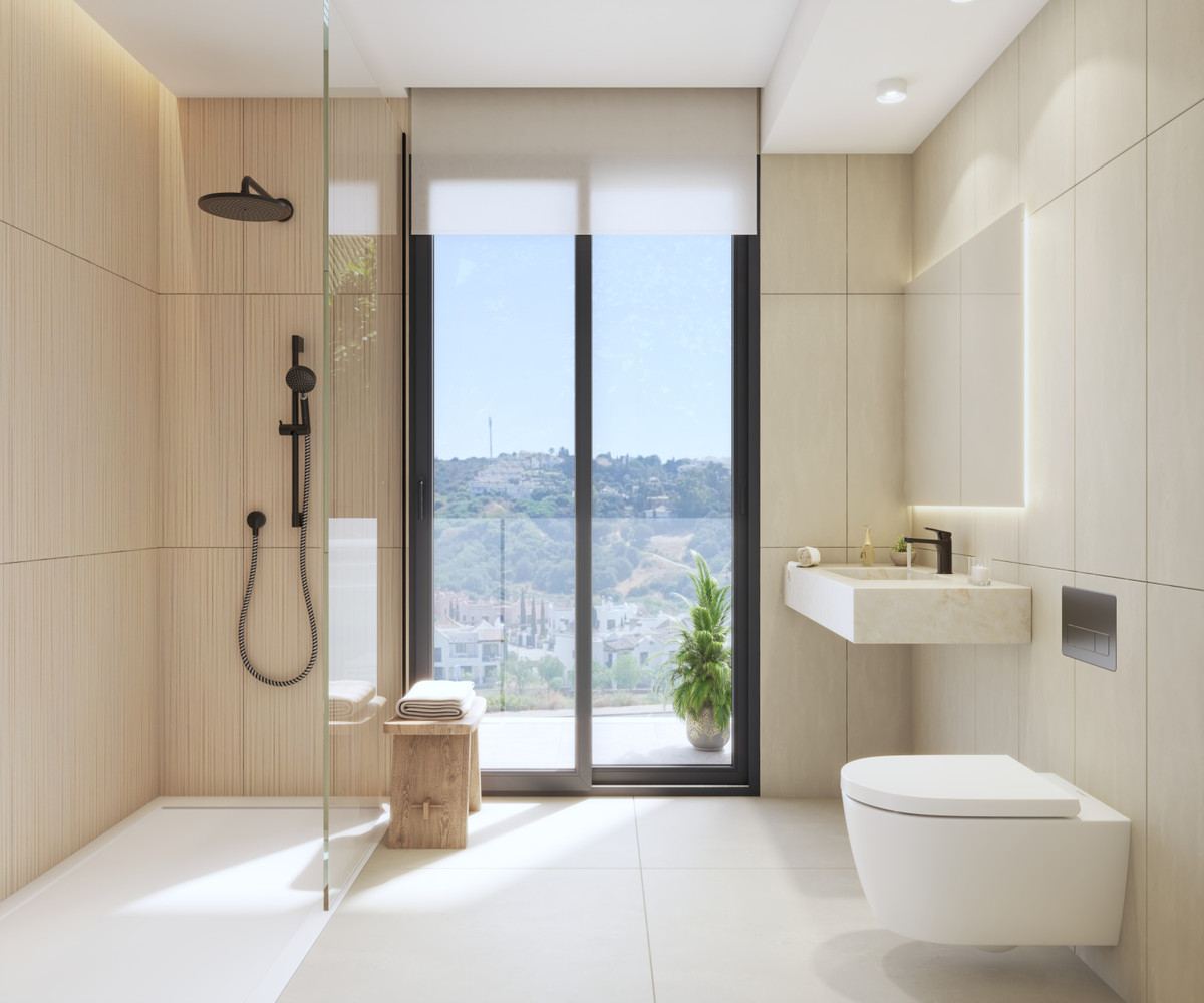 House for sale in Estepona