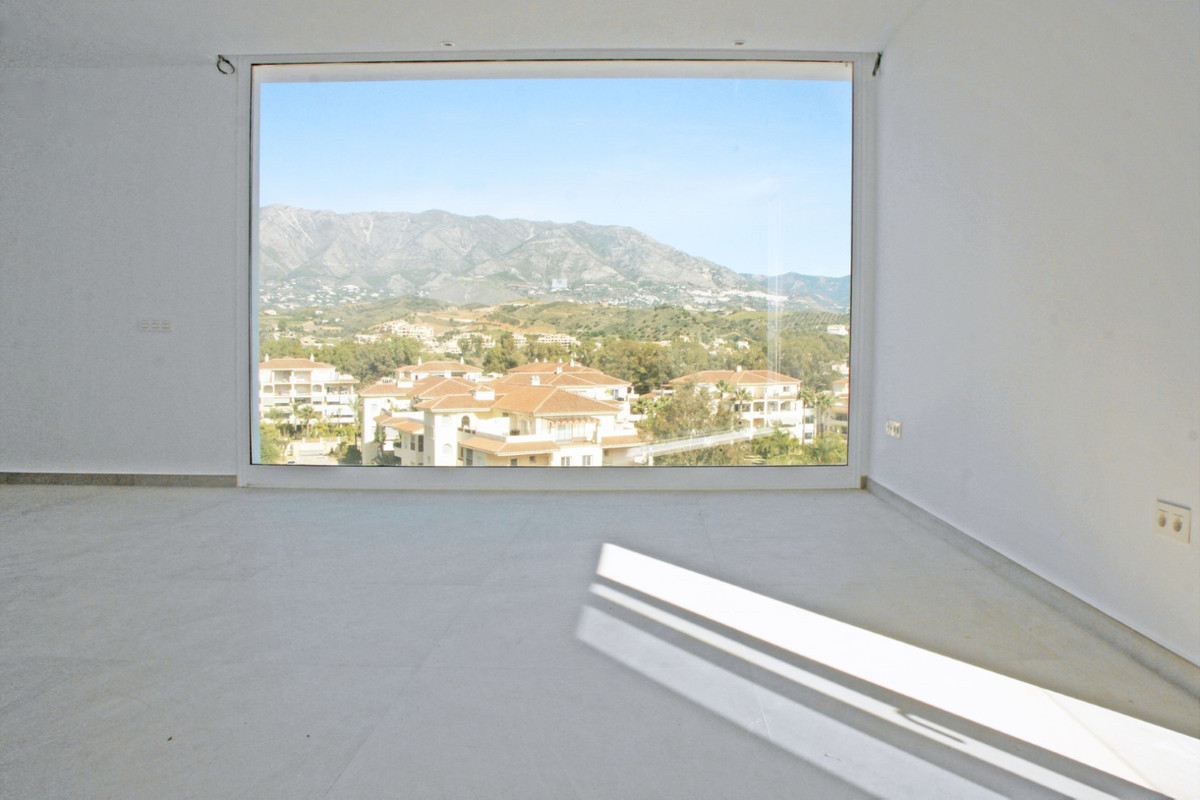Villa for sale in Mijas