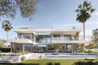 Villa for sale in Estepona