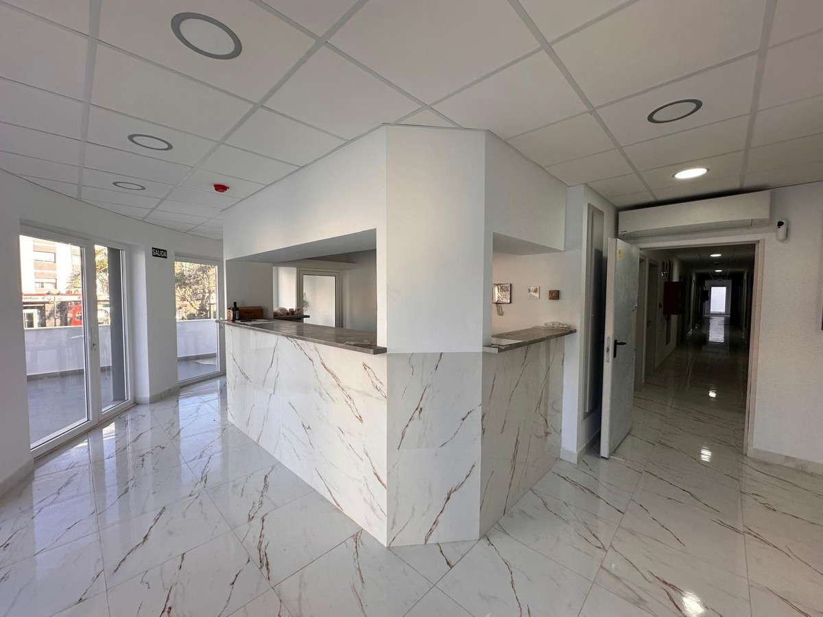 Building for sale in Torremolinos