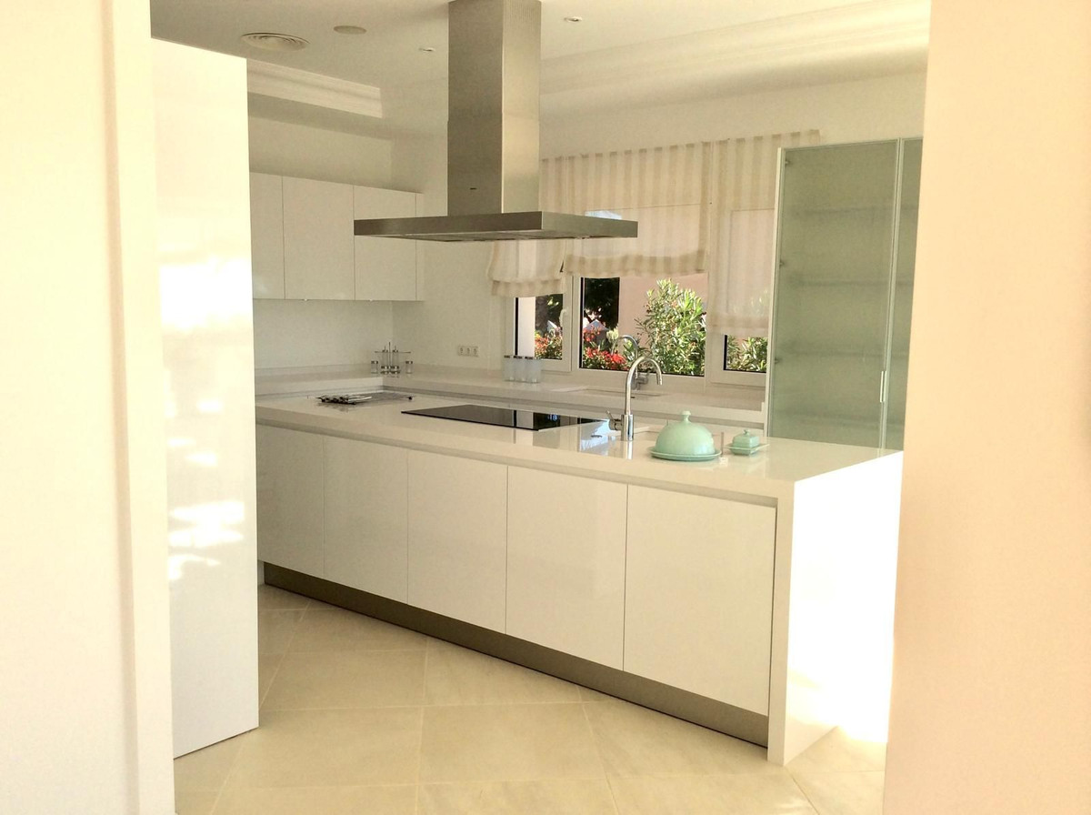 Villa en venta en Los Flamingos (Benahavís)