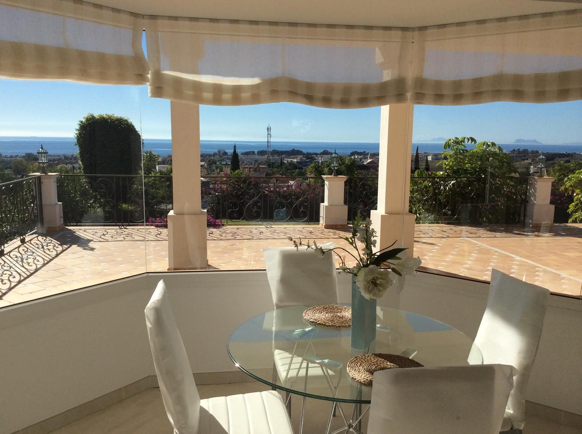 Villa en venta en Los Flamingos (Benahavís)