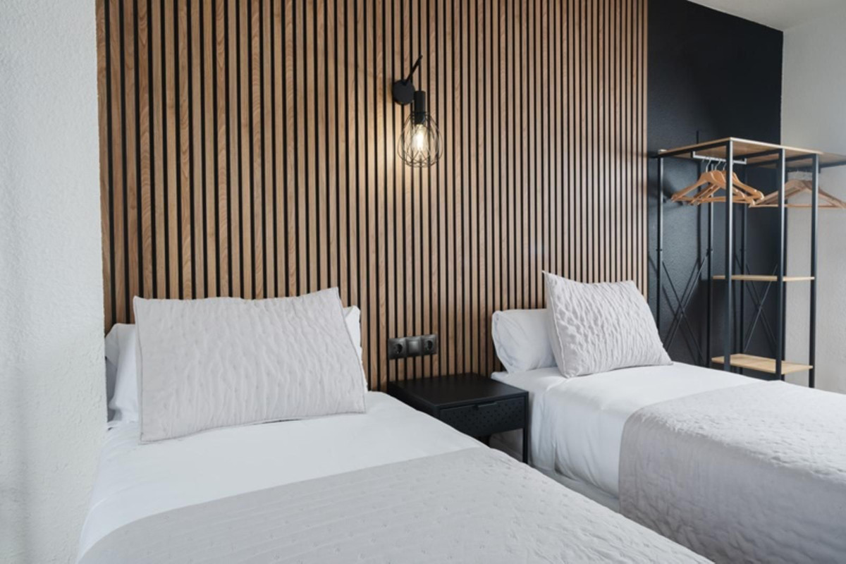 Building for sale in Estepona