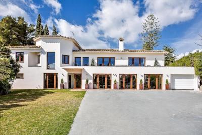 Villa en venta en San Pedro de Alcántara (Marbella)