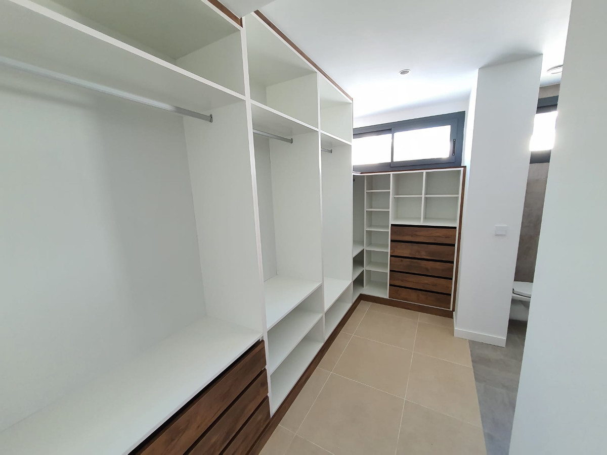 Villa til salgs til La Duquesa (Manilva)