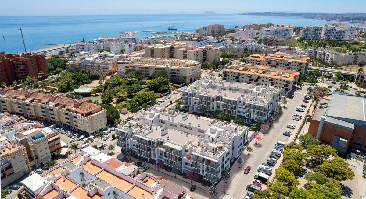 Penthouse for sale in Estepona