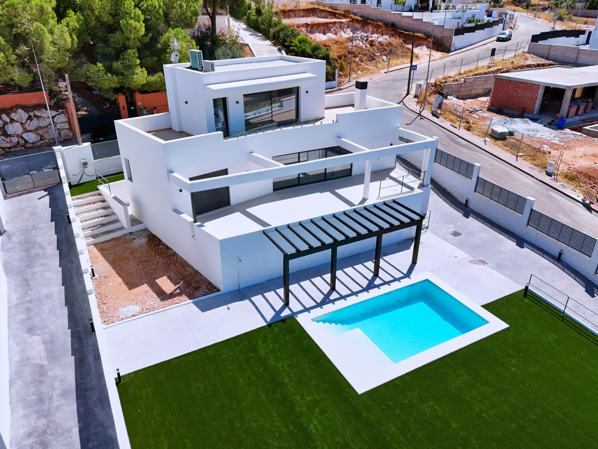 Villa for sale in Alhaurín de la Torre