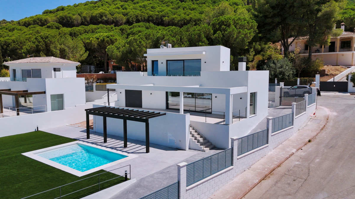 Villa for sale in Alhaurín de la Torre