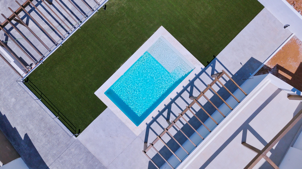 Villa for sale in Alhaurín de la Torre