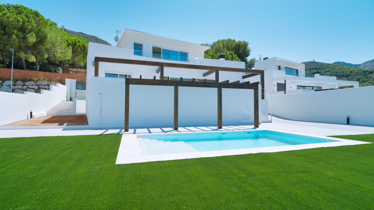 Villa for sale in Alhaurín de la Torre