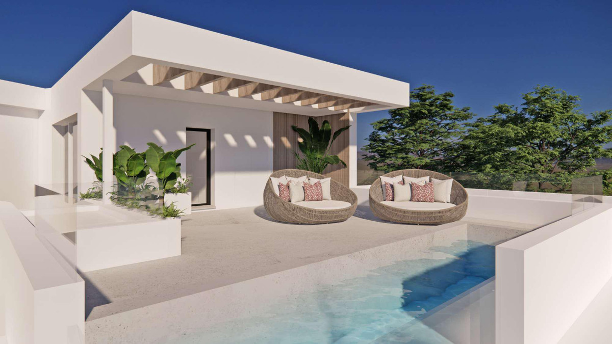 Villa for sale in Benalmádena