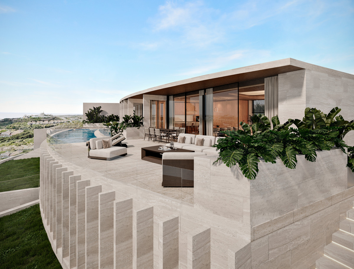 Villa for sale in Casares