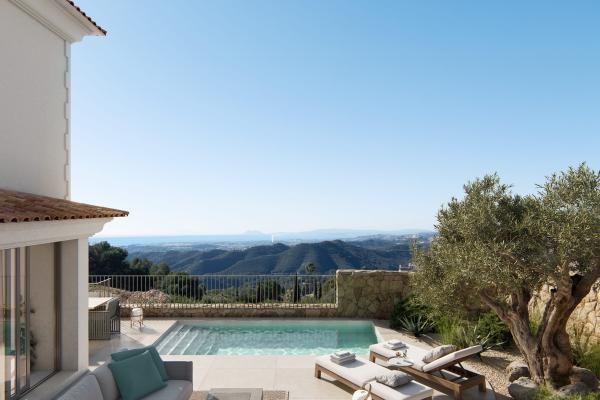 Villa for sale in Istán