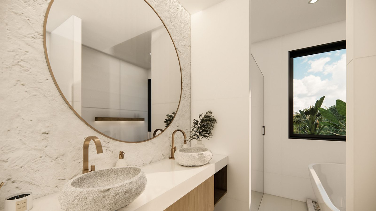 Villa for sale in Benalmádena