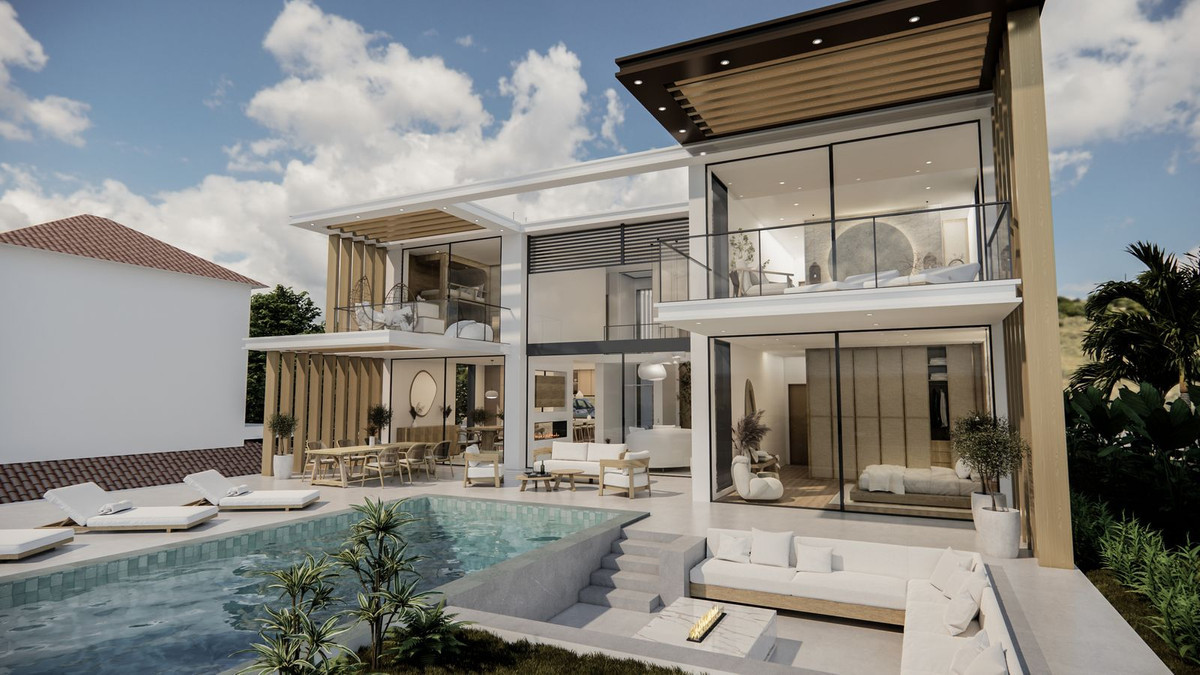 Villa for sale in Benalmádena