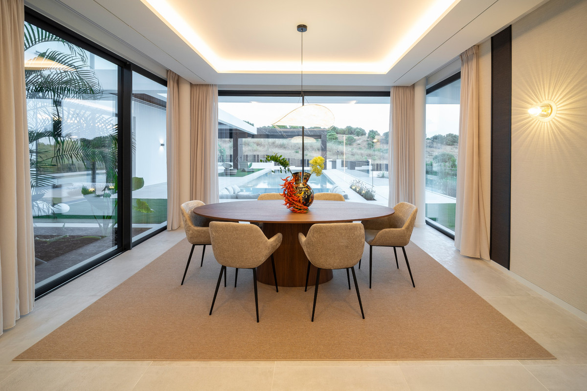 别墅 出售 在 El Paraíso (Benahavís)