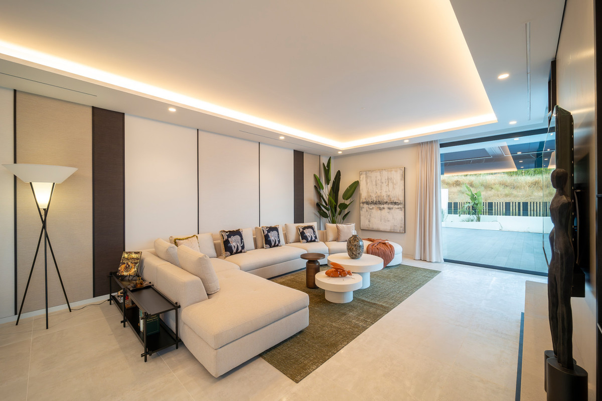 别墅 出售 在 El Paraíso (Benahavís)