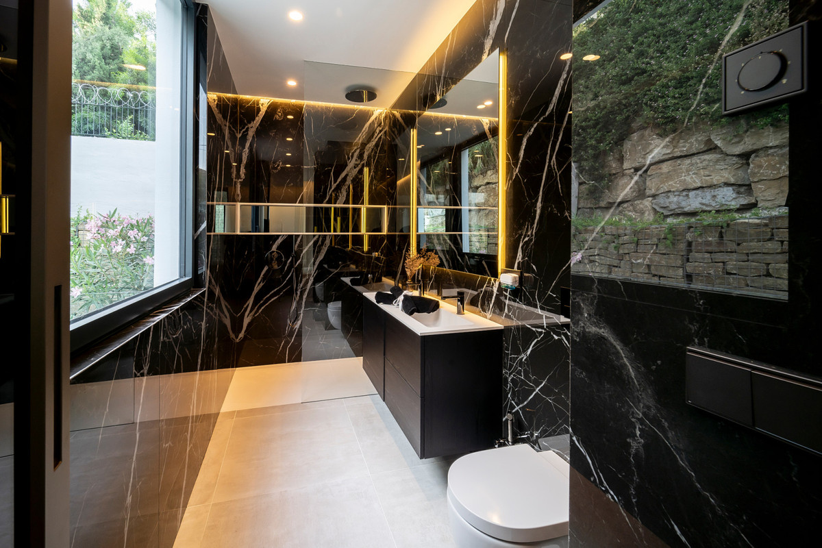 别墅 出售 在 El Paraíso (Benahavís)