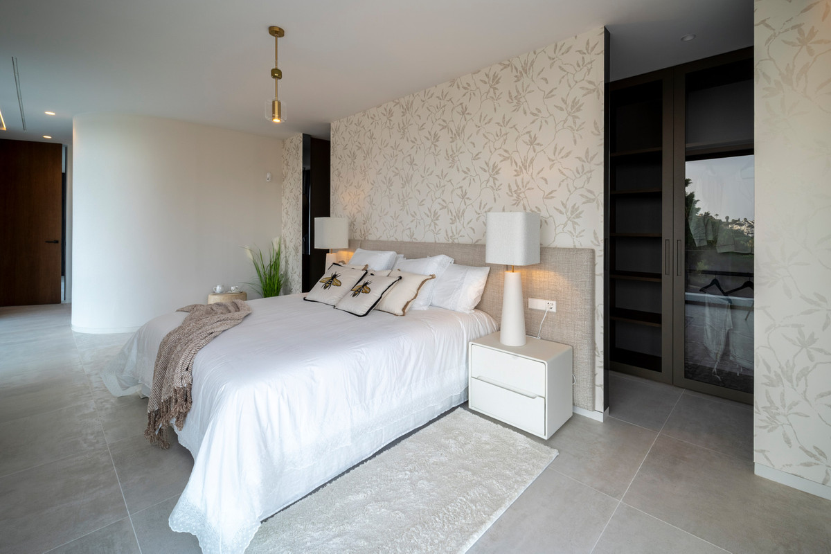 别墅 出售 在 El Paraíso (Benahavís)