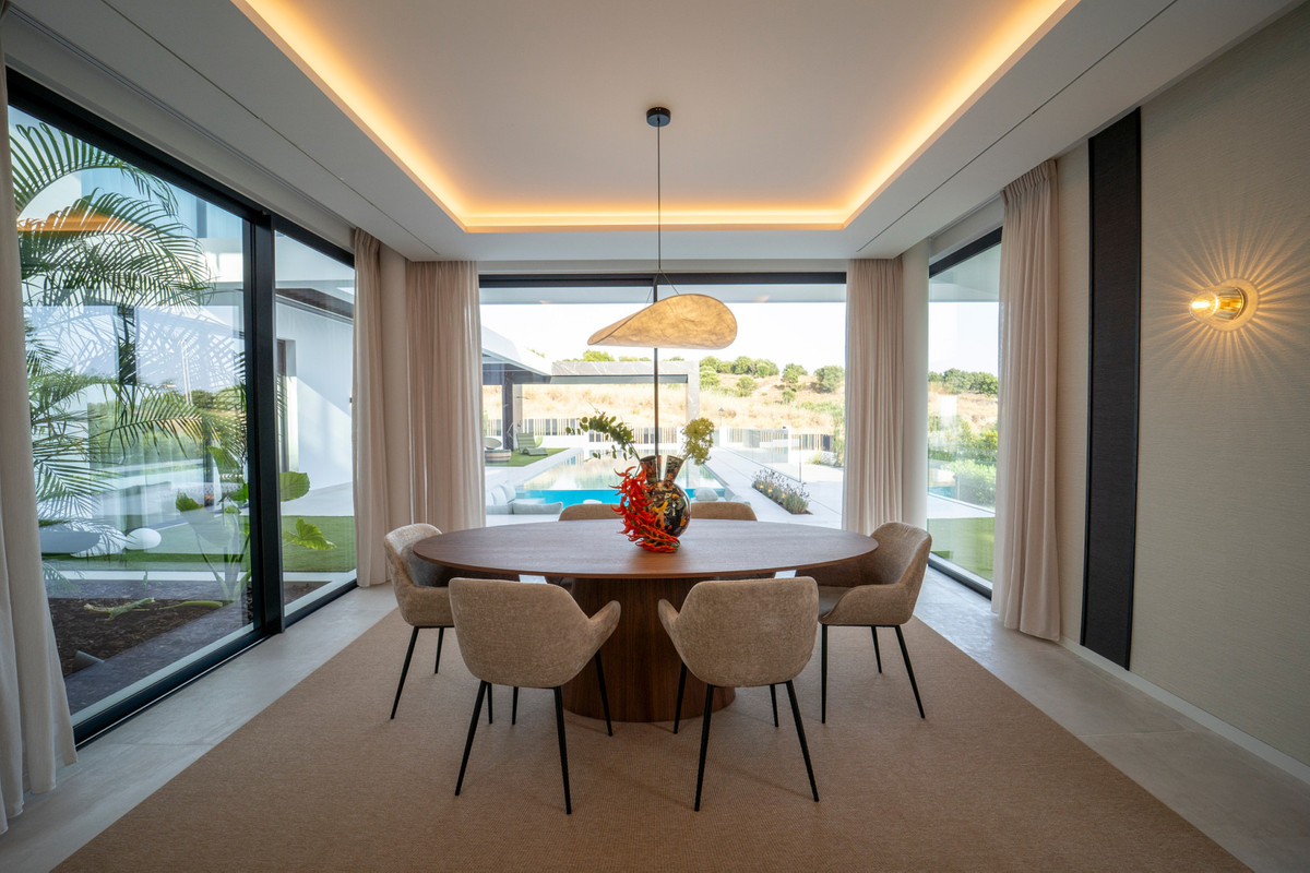 别墅 出售 在 El Paraíso (Benahavís)