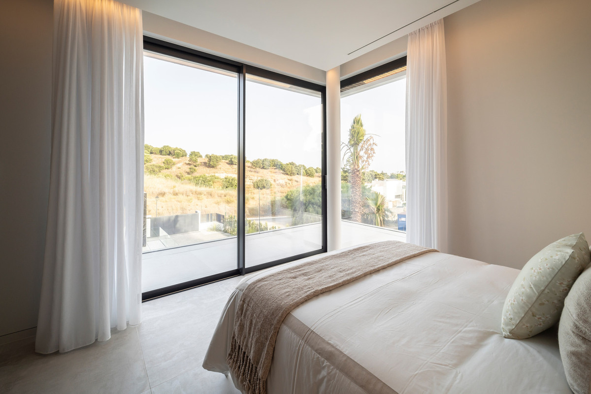 别墅 出售 在 El Paraíso (Benahavís)