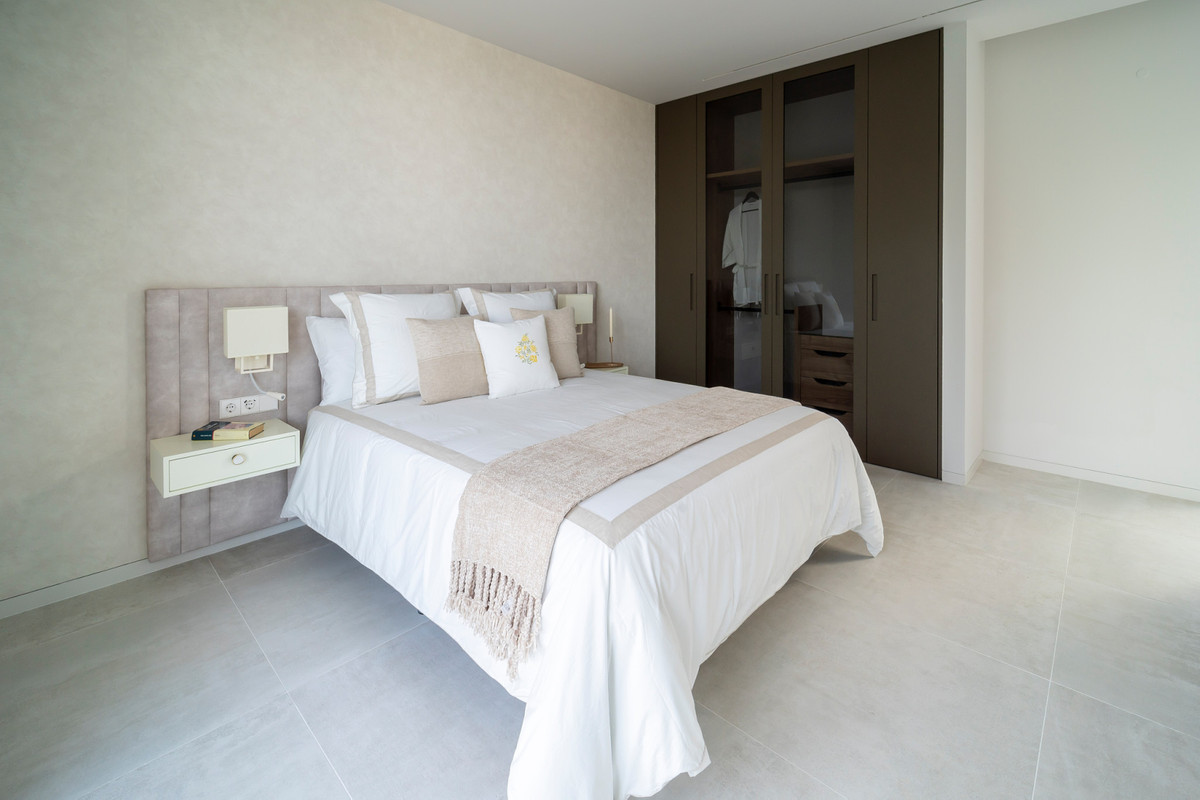 别墅 出售 在 El Paraíso (Benahavís)