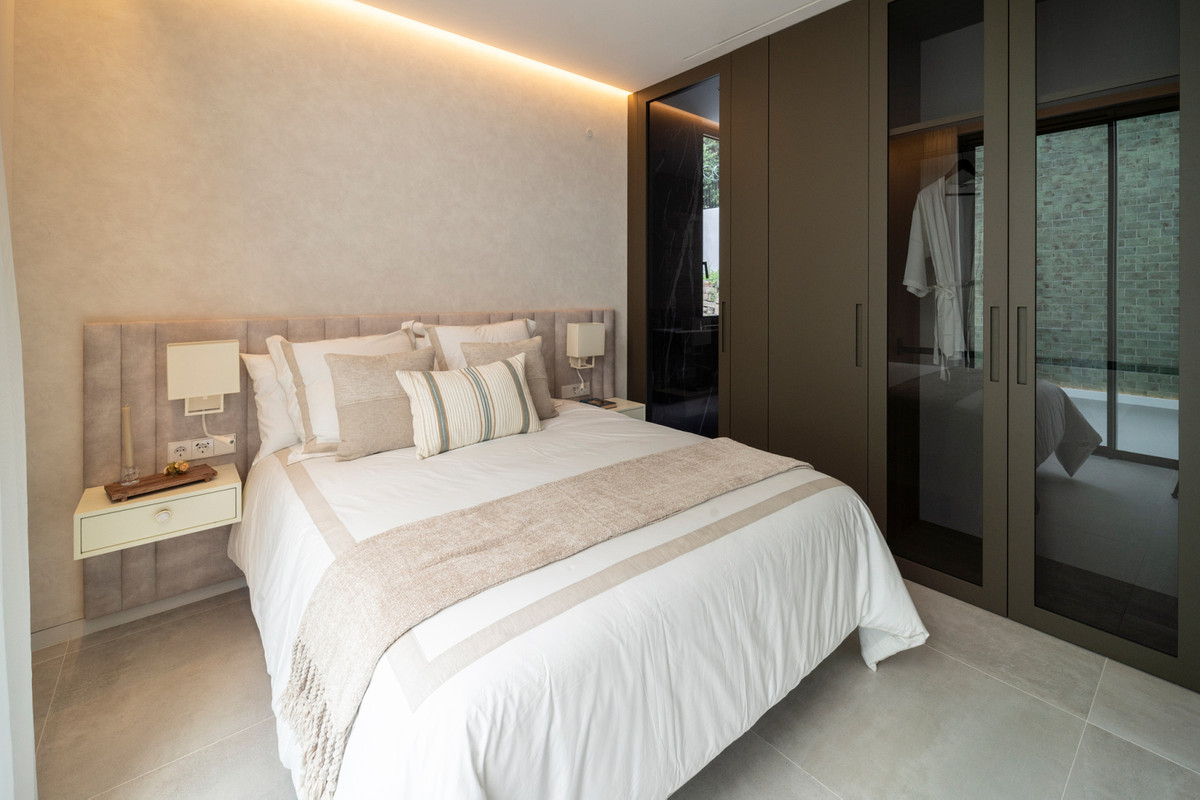 别墅 出售 在 El Paraíso (Benahavís)