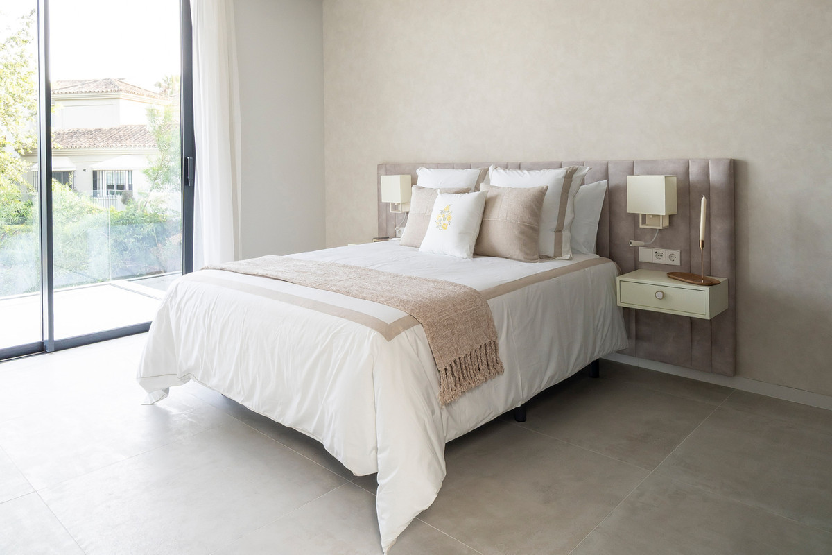 别墅 出售 在 El Paraíso (Benahavís)