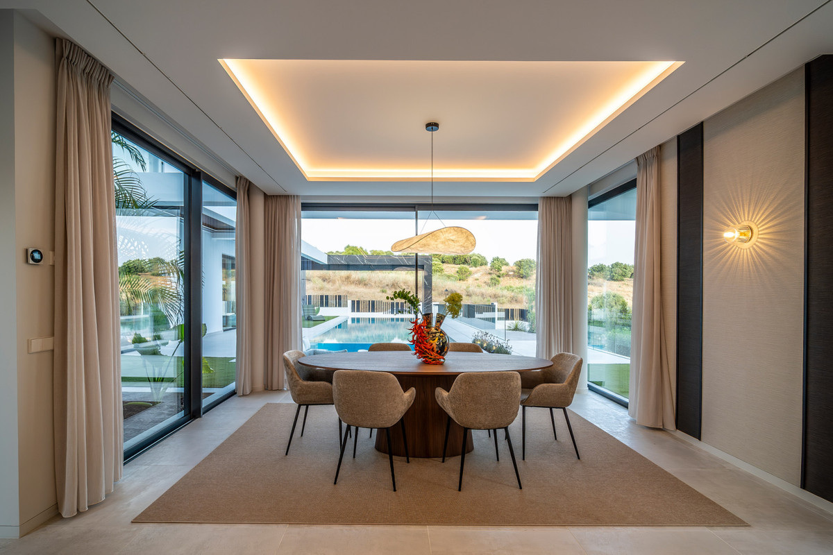 别墅 出售 在 El Paraíso (Benahavís)