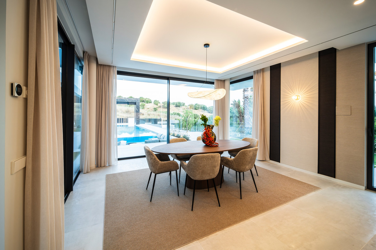 别墅 出售 在 El Paraíso (Benahavís)