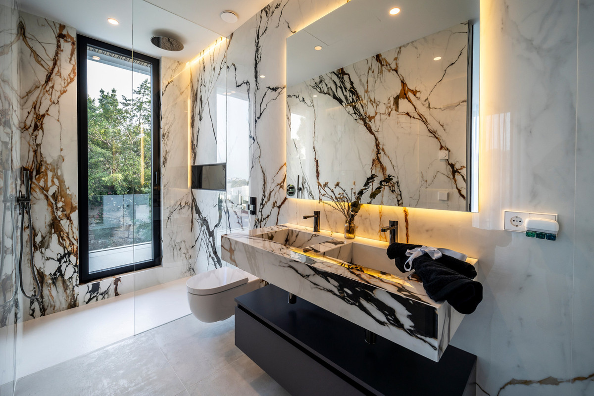 别墅 出售 在 El Paraíso (Benahavís)