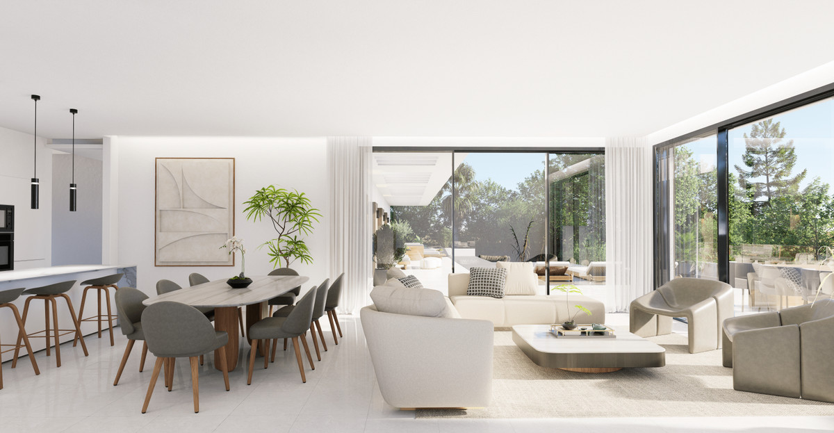 Villa for sale in Casares