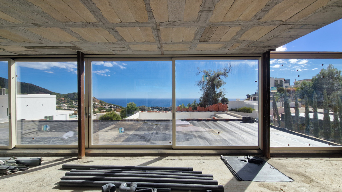 Villa for sale in Mijas