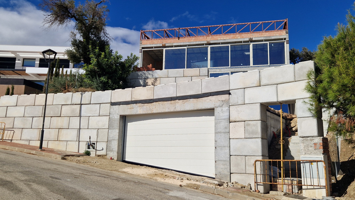 Villa for sale in Mijas