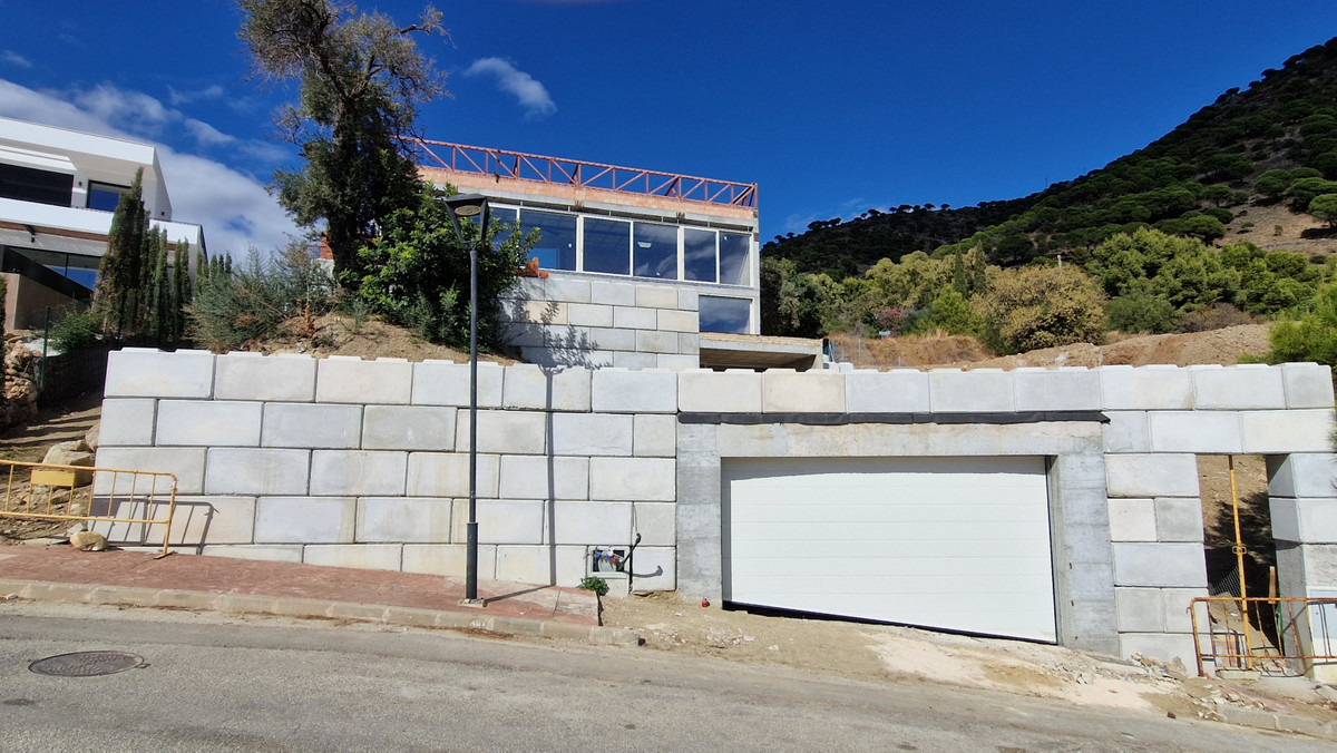 Villa for sale in Mijas