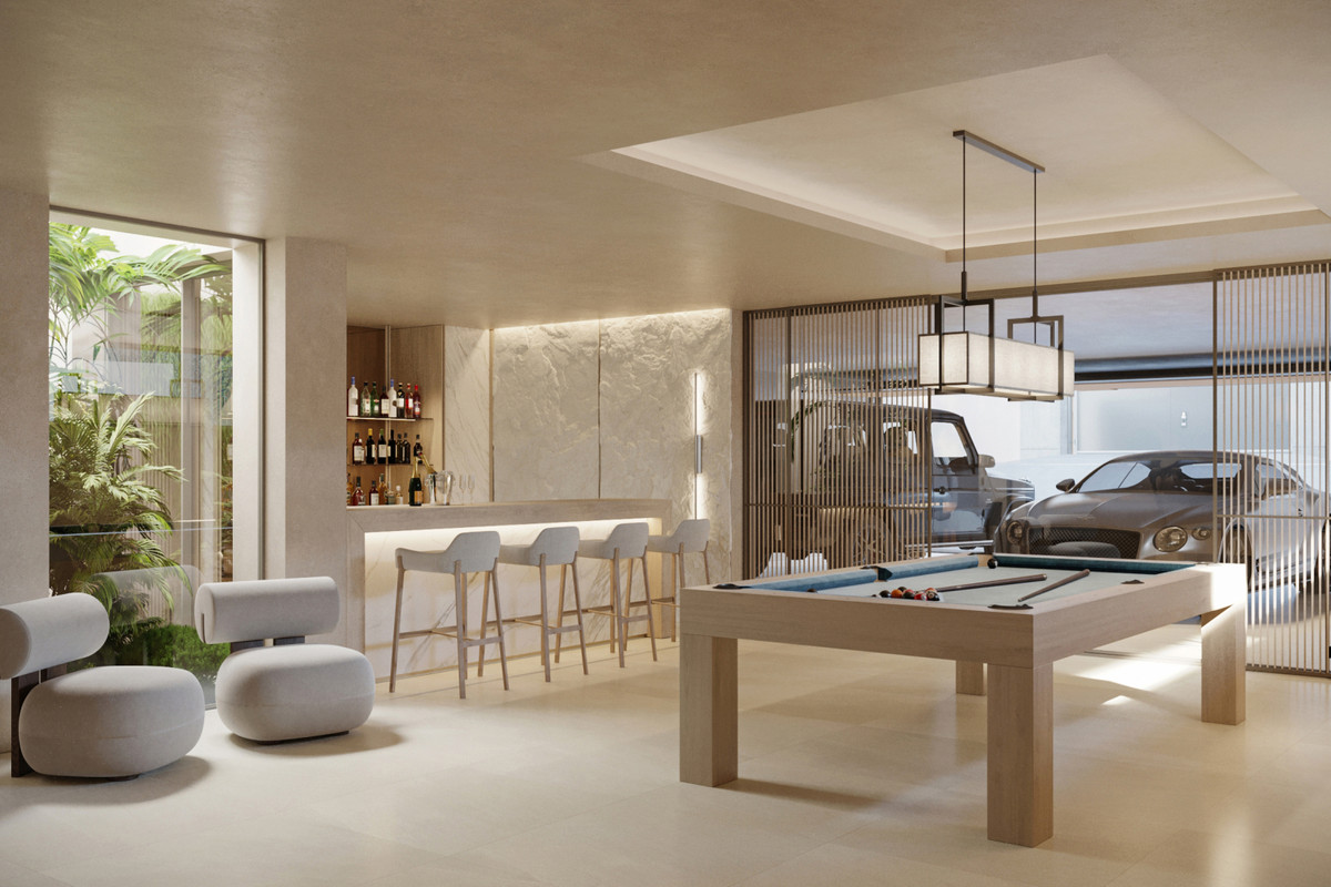 Villa for sale in Nueva Andalucía (Marbella)