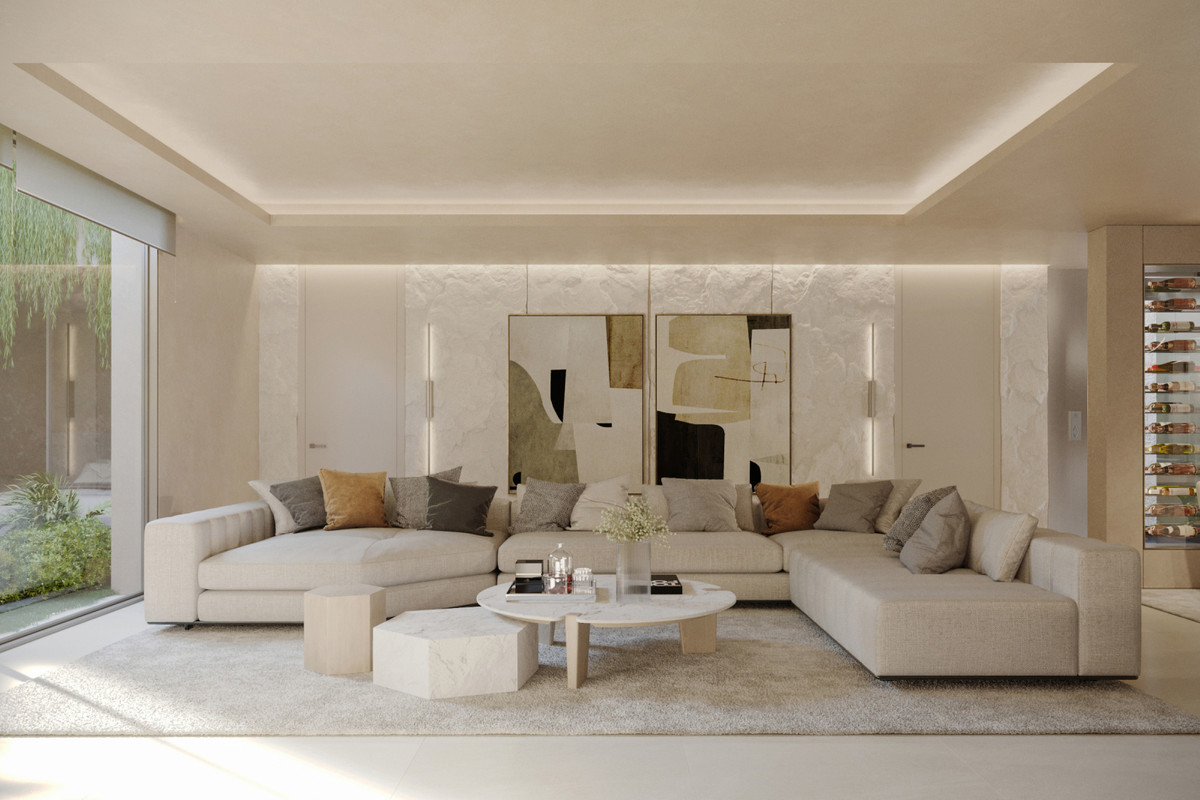 Villa for sale in Nueva Andalucía (Marbella)