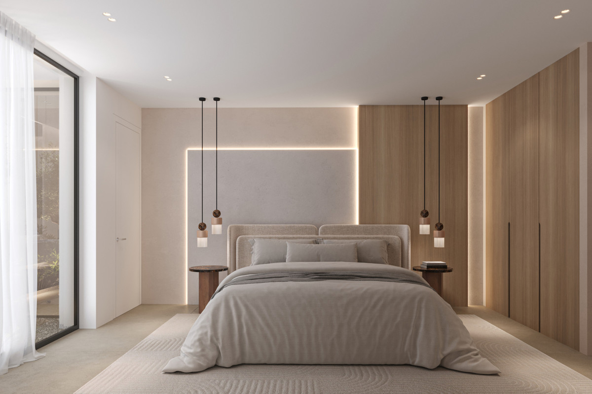 Villa for sale in Estepona