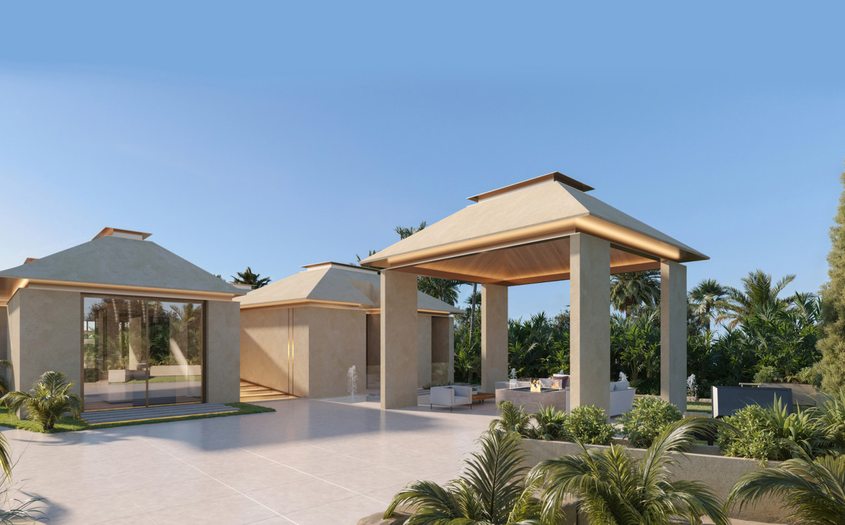 Villa for sale in Nueva Andalucía (Marbella)