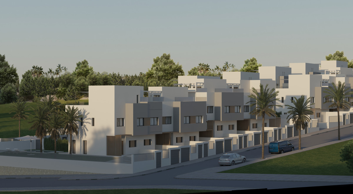 House for sale in Estepona