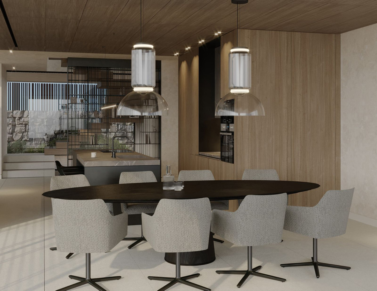 Villa for sale in Estepona