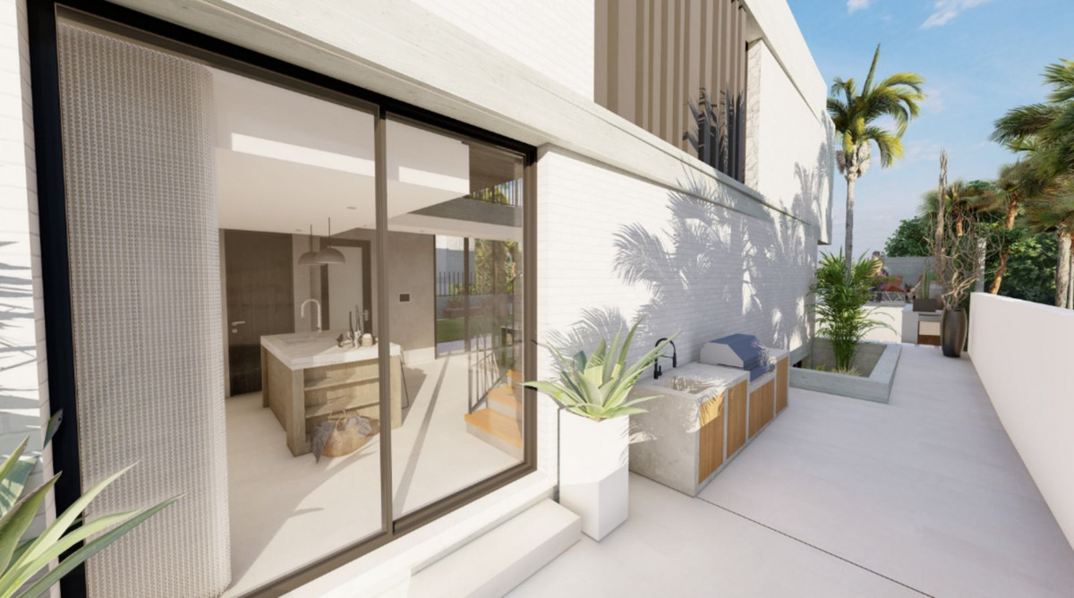 Villa for sale in Nueva Andalucía (Marbella)