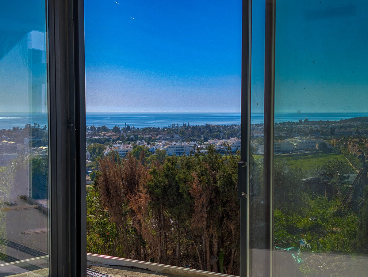 Villa for sale in Nueva Andalucía (Marbella)