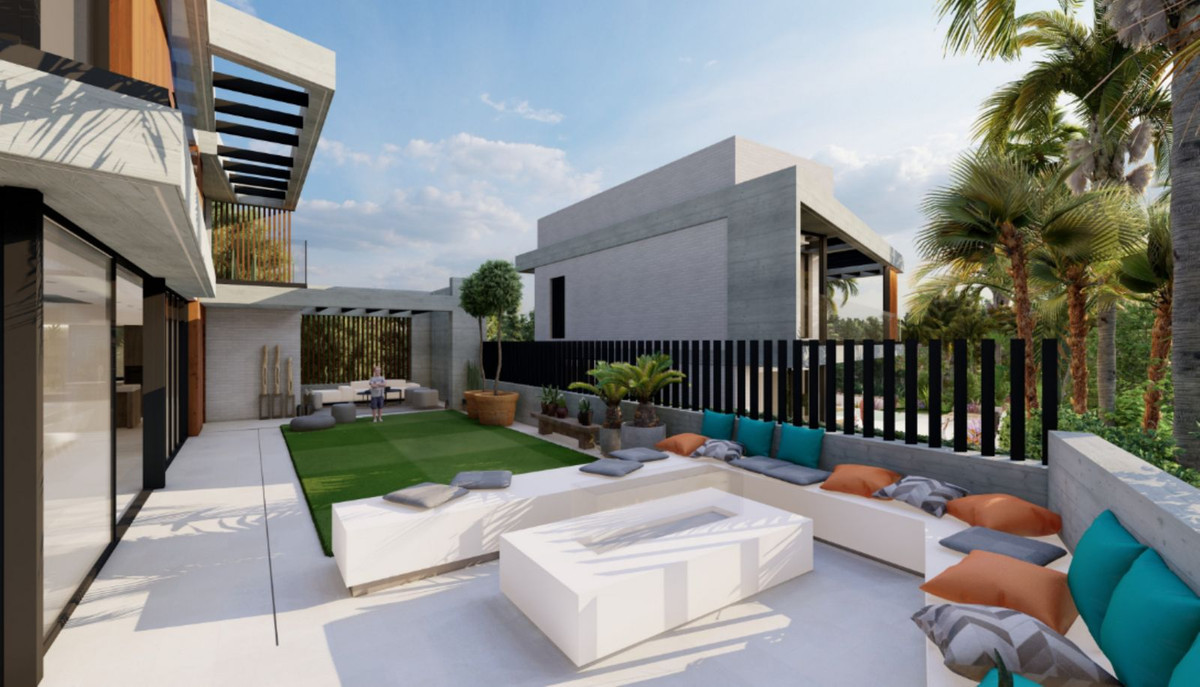 Villa for sale in Nueva Andalucía (Marbella)