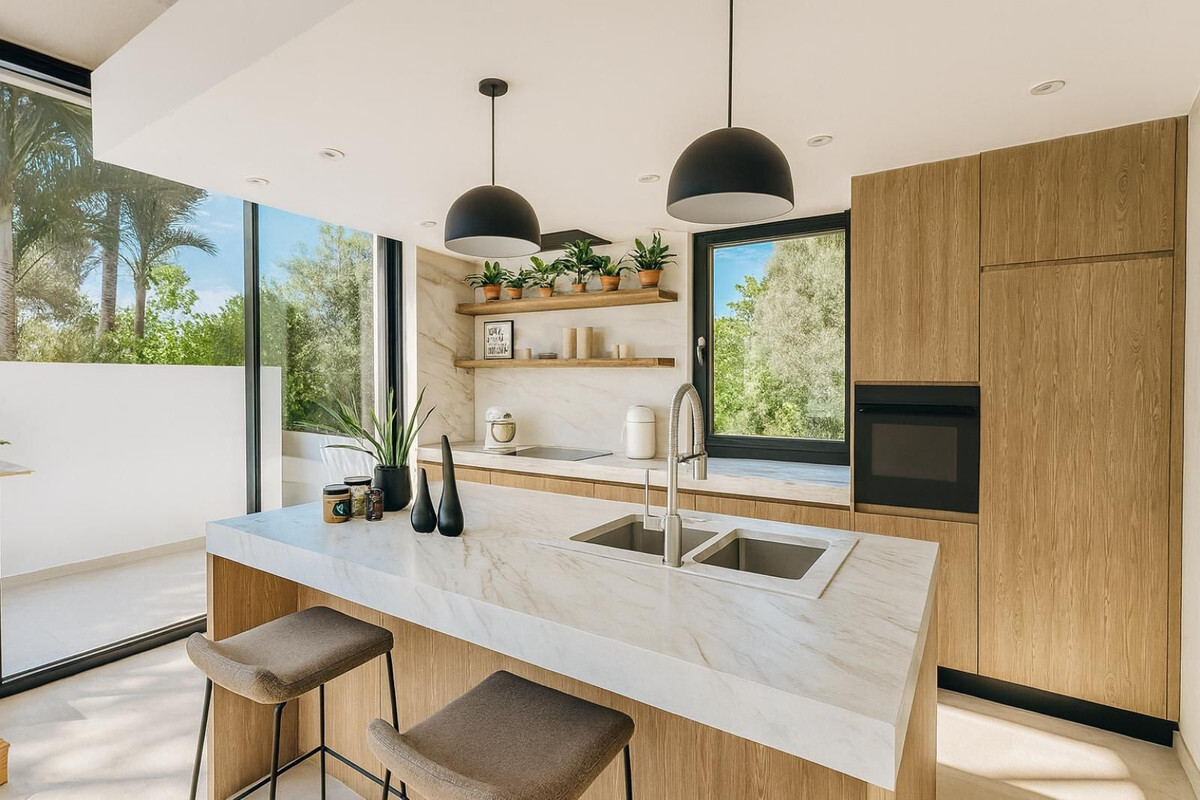 Villa for sale in Nueva Andalucía (Marbella)